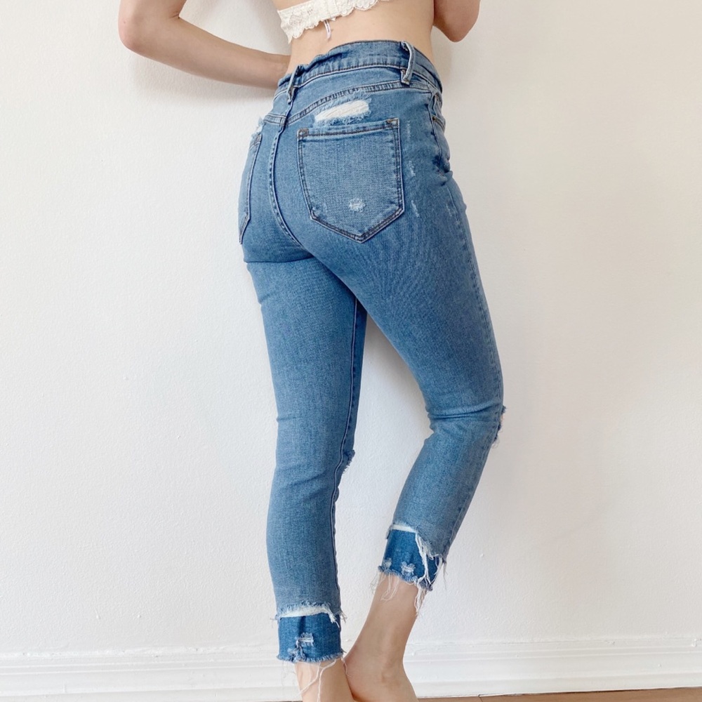 UO Cropped Twig High Rise Jeans